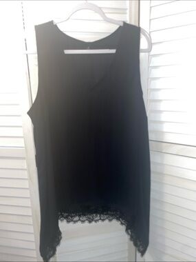 torrid Black Sleeveless V-Neck Tunic with Lace Hem